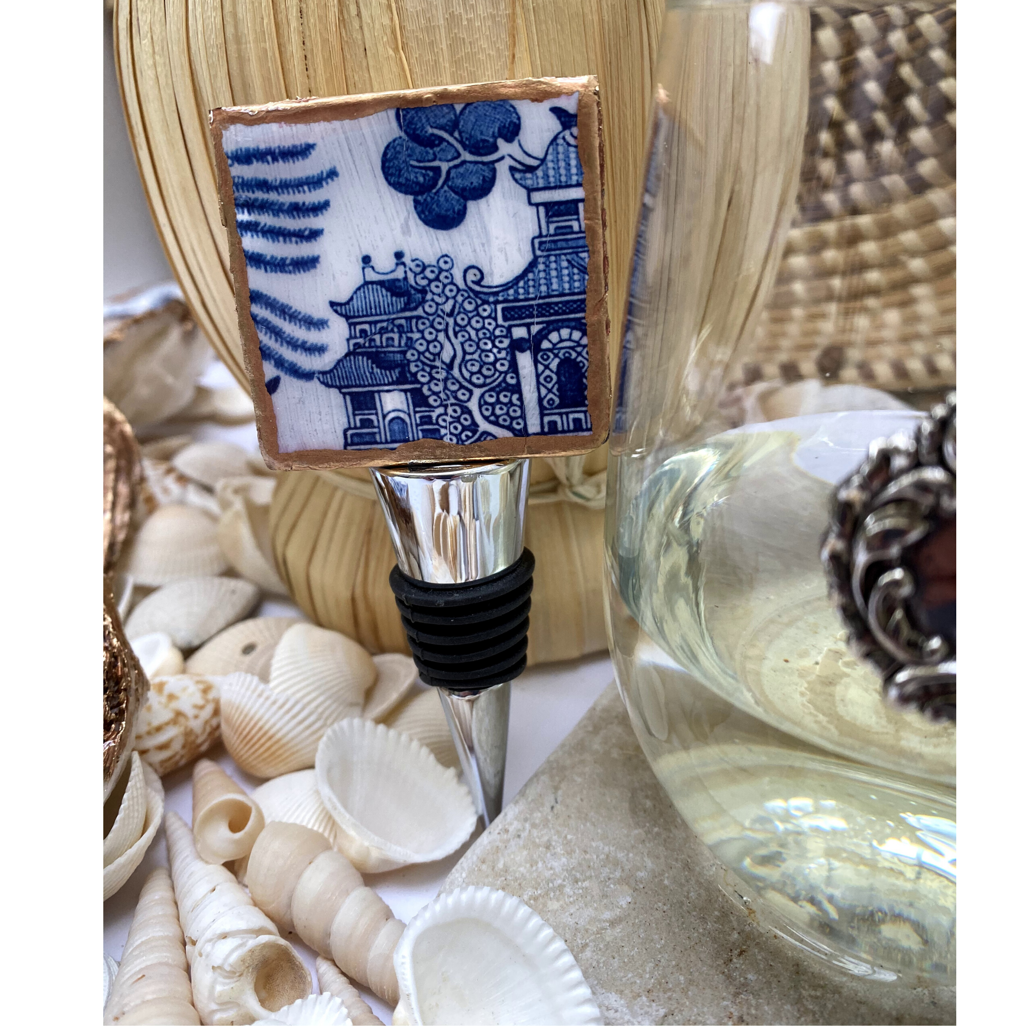 Bottle Stopper, Marble Bottle Stopper, Blue Chinoiserie Chinese House, Hostess Gift,