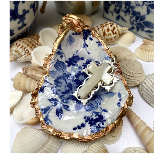 Oyster Shell Art with blue and white flowers