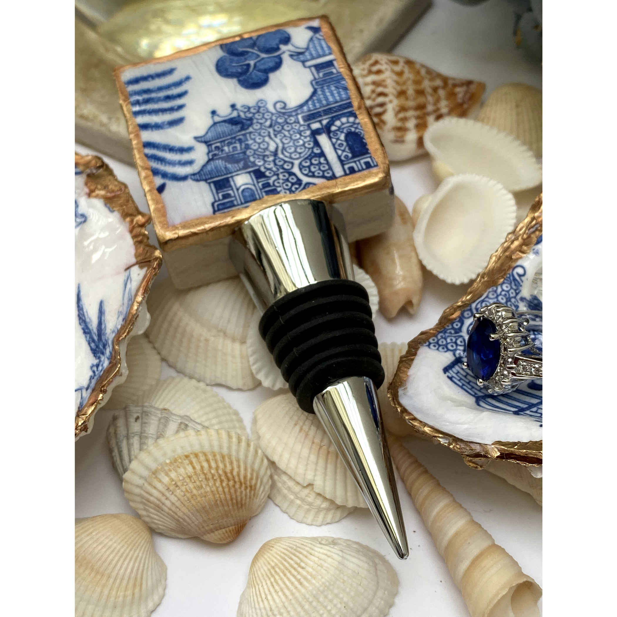 Bottle Stopper, Marble Bottle Stopper, Blue Chinoiserie Chinese House, Hostess Gift,