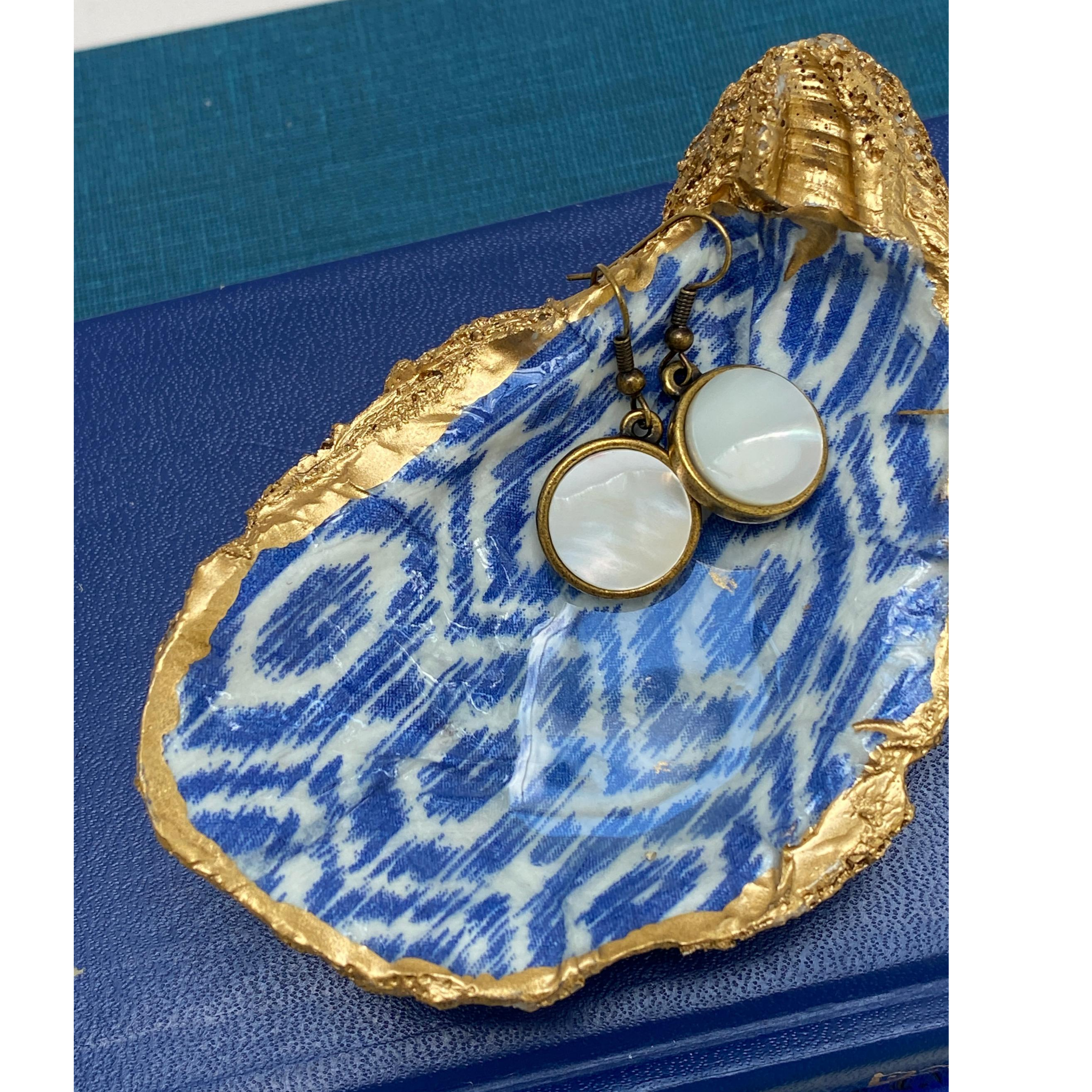Earring, Round Mother of Pearl, 30th Pearl Anniversary Gift