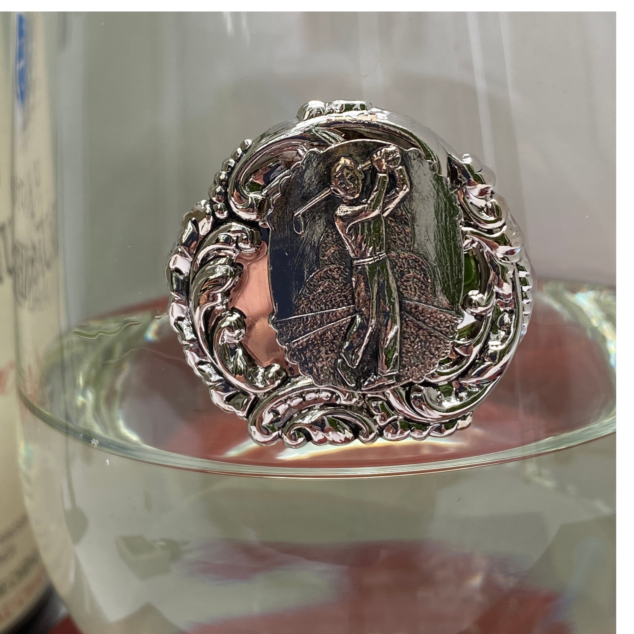 Stemless Glass, Silver Golf Medallion