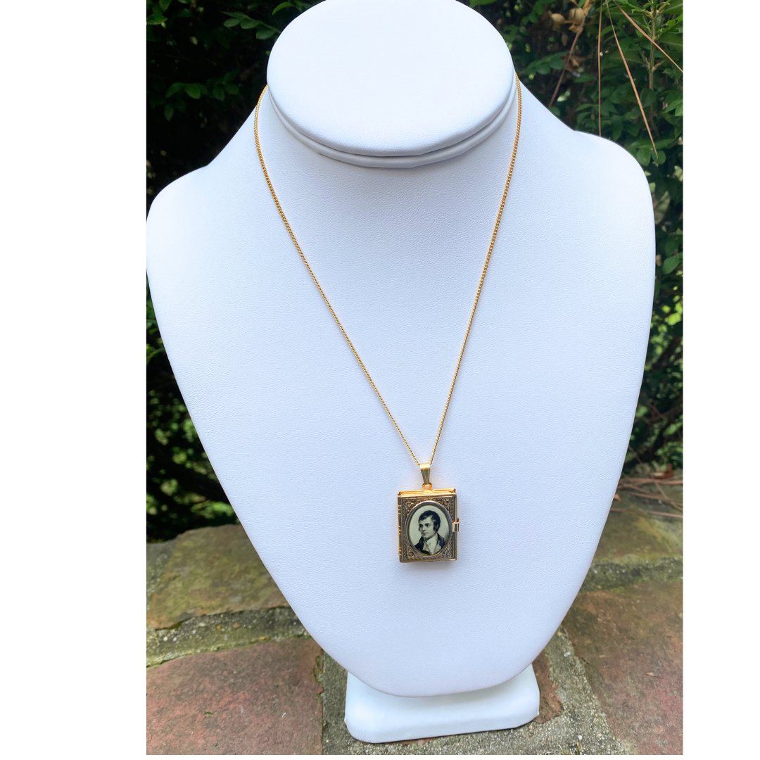 Robert Burns Gold Locket Necklace | Gift for Lover of Scotland | Burns Night Gift