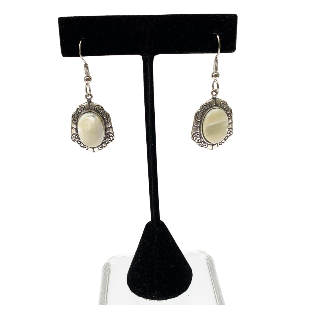 Mother of Pearl Oval earrings | Gift for 30th Anniversary