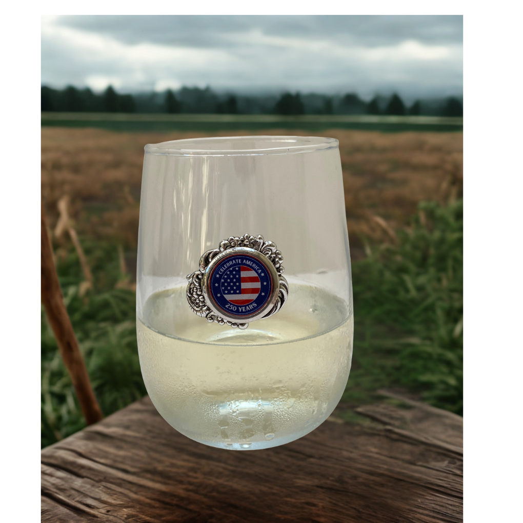 Stemless Wine Glass America 250 in field USA