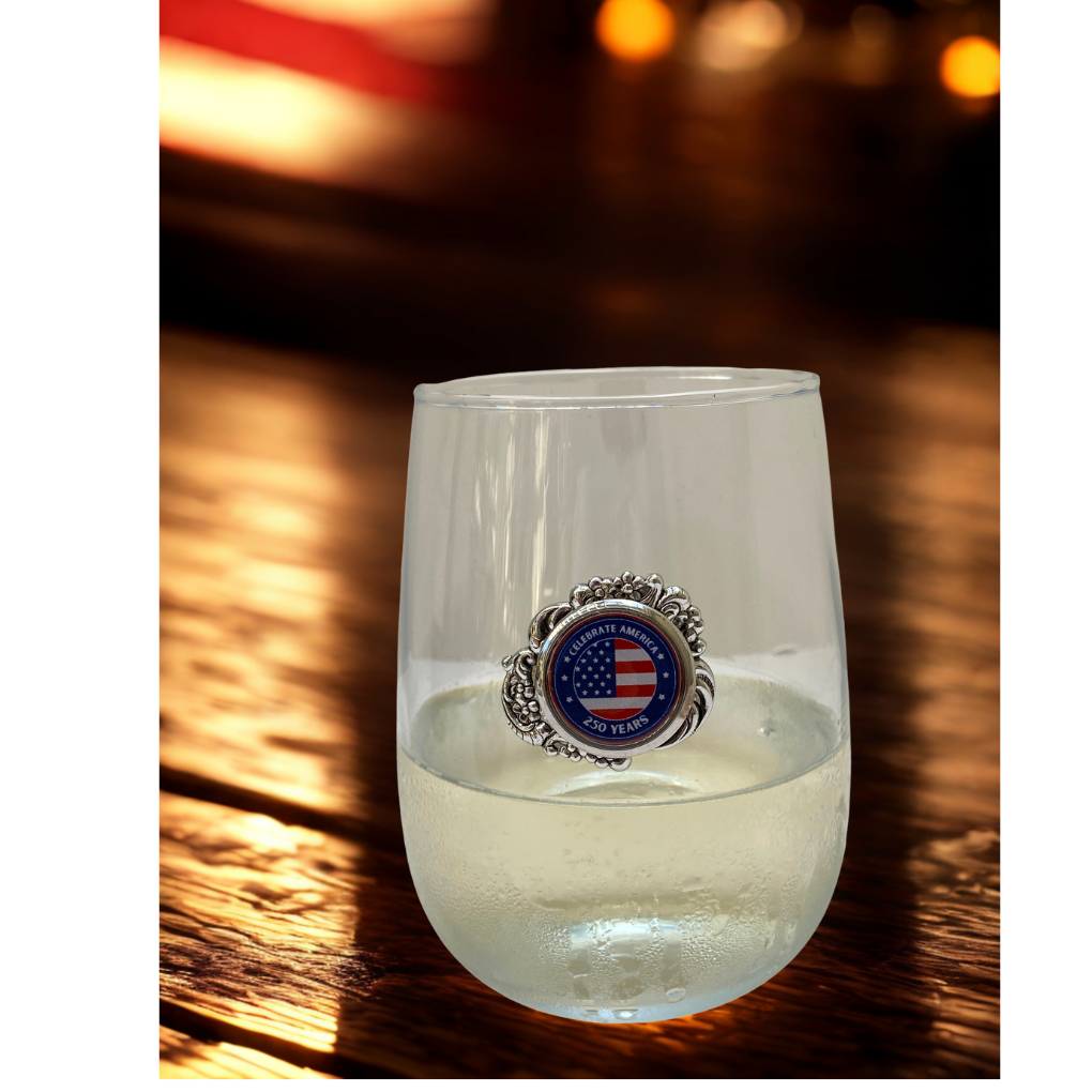 Stemless wine glass America 250 with flag background
