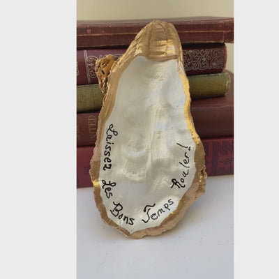 Oyster Shell art with Message in French Let the Good Times Roll