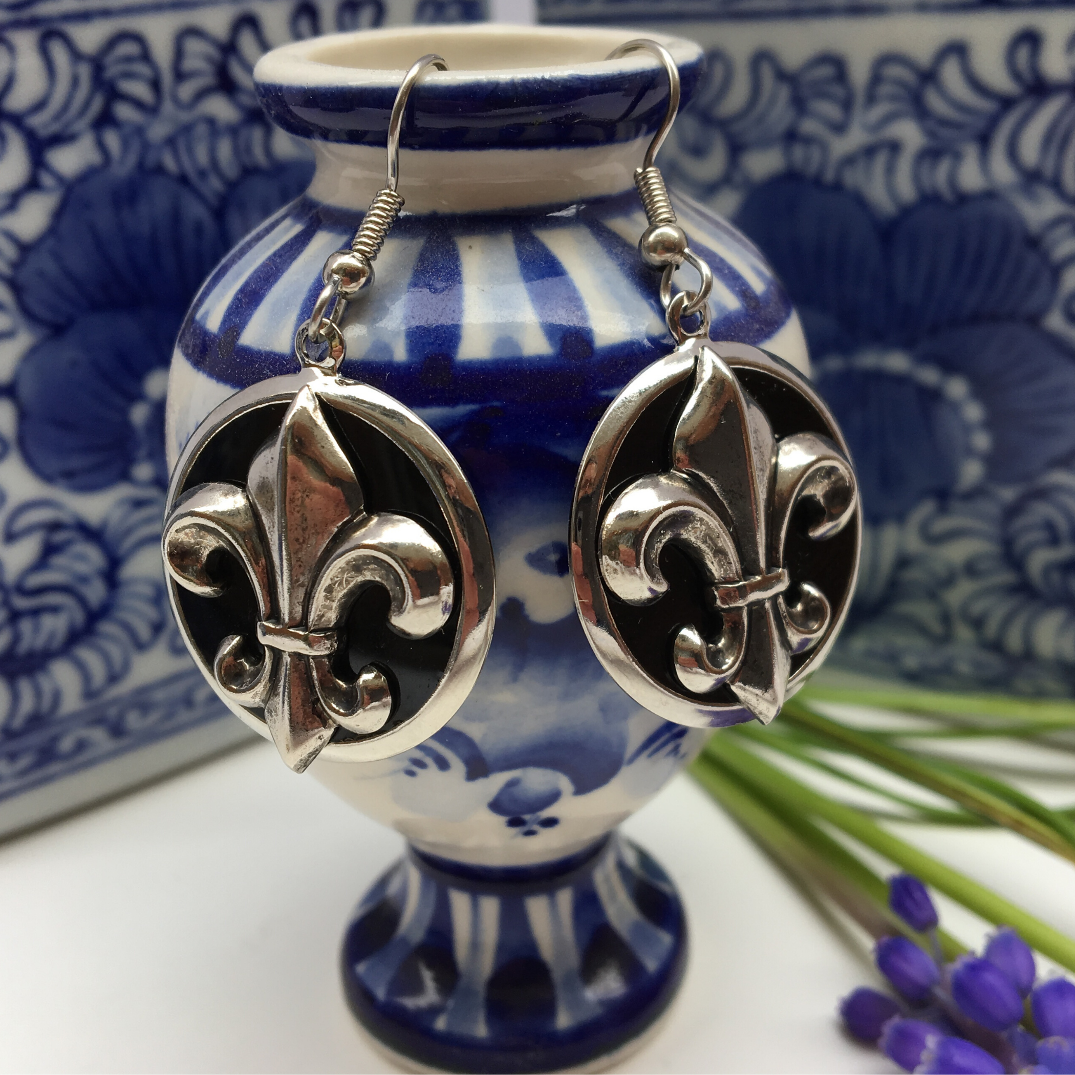 Earrings,  silver and black fleur de lis, French Ear Wire, Handmade in USA