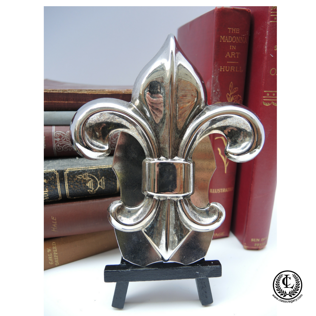 Easel Black,  Large Silver  Fleur De Lis