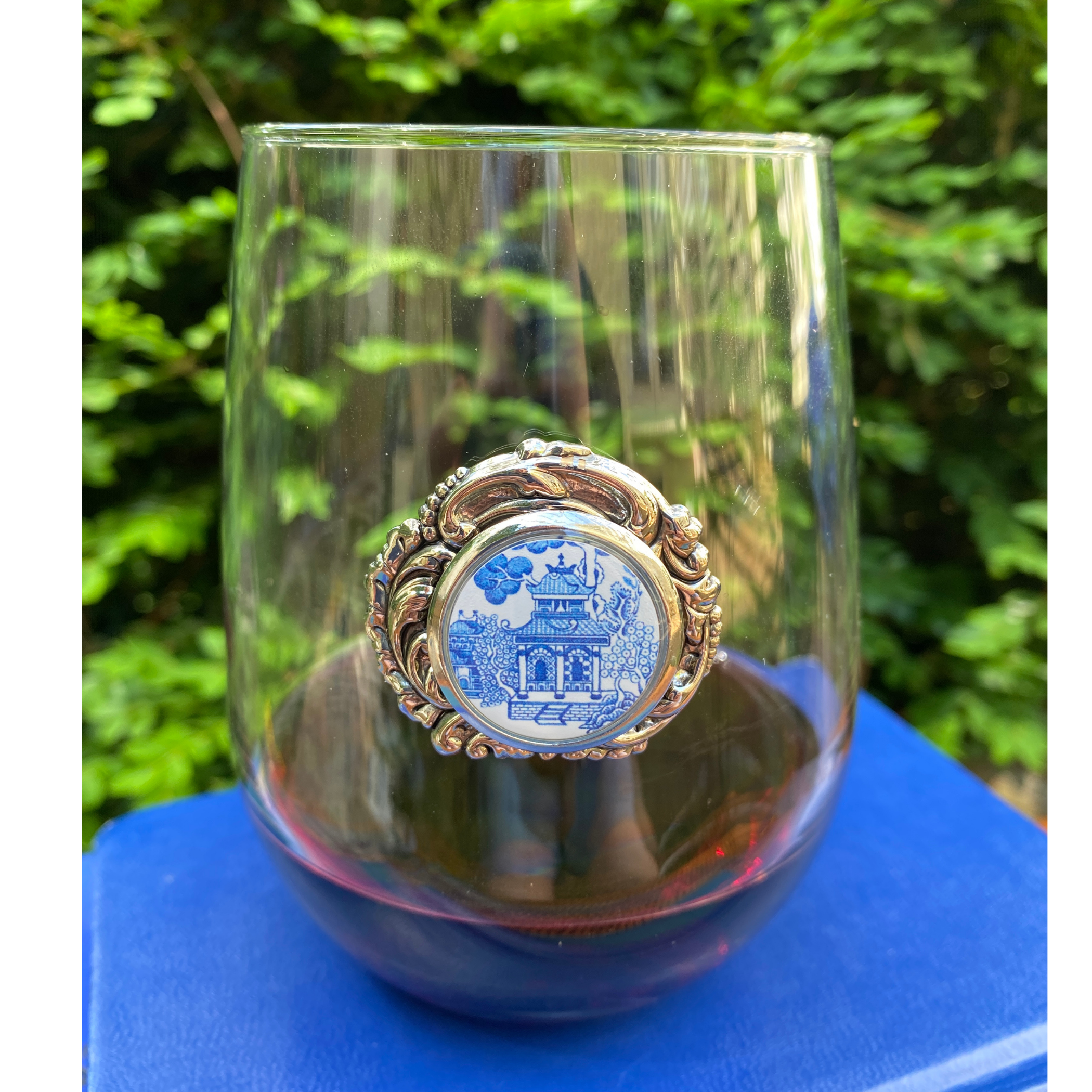 Stemless Glass Silver Medallion & Blue Chinoiserie Design