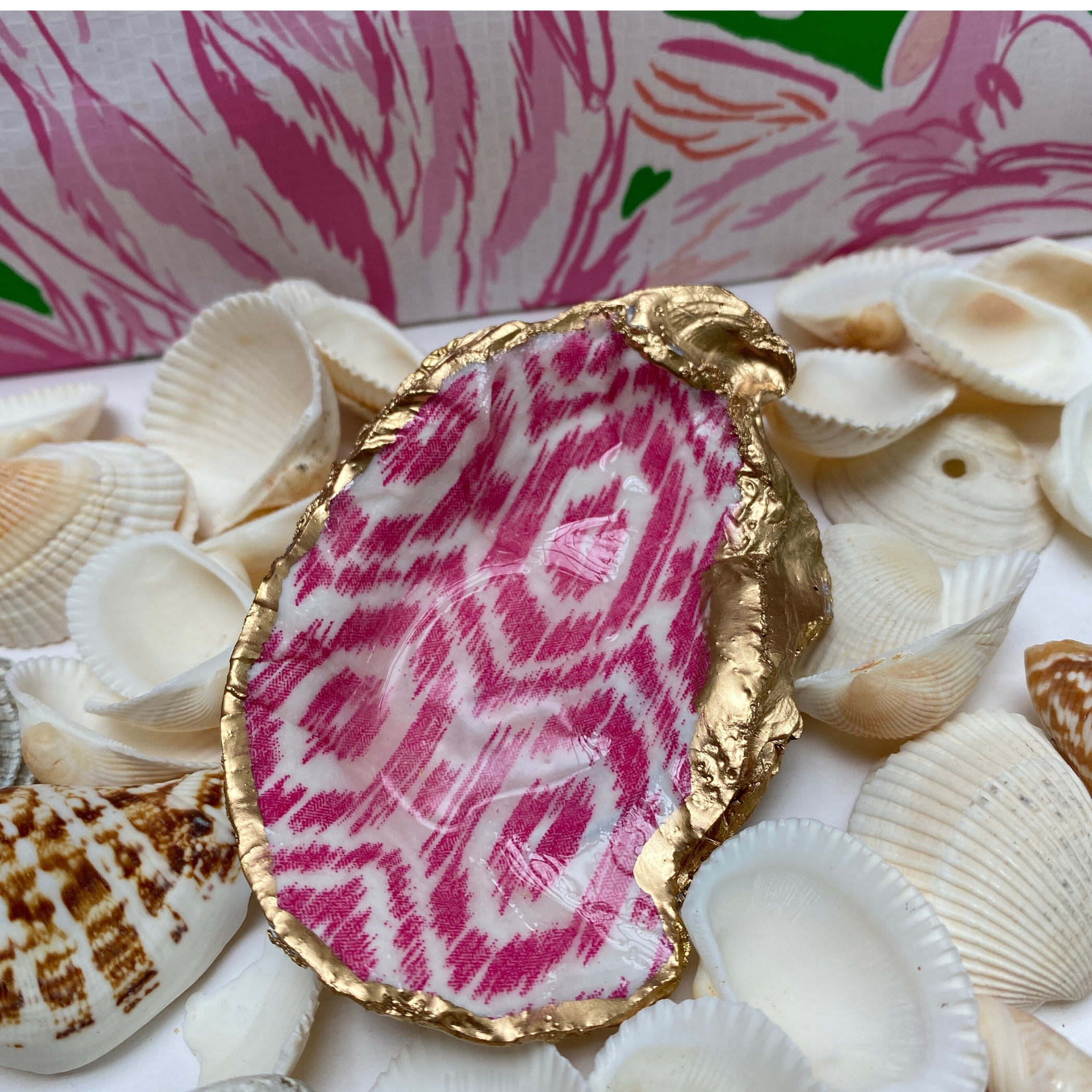 Oyster Shell Art, Pink Ikat