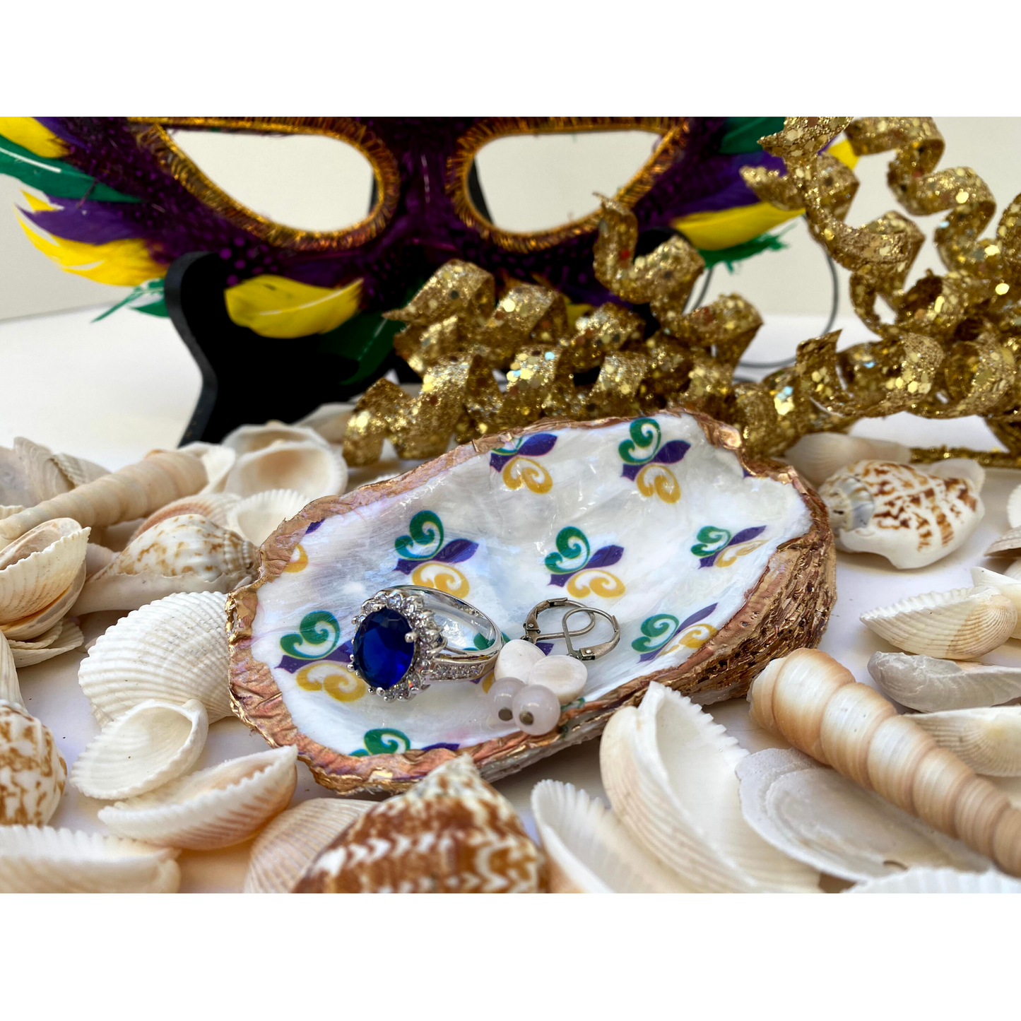 Oyster Shell Art,  Mardi Gras Gift, Fleur de Lis