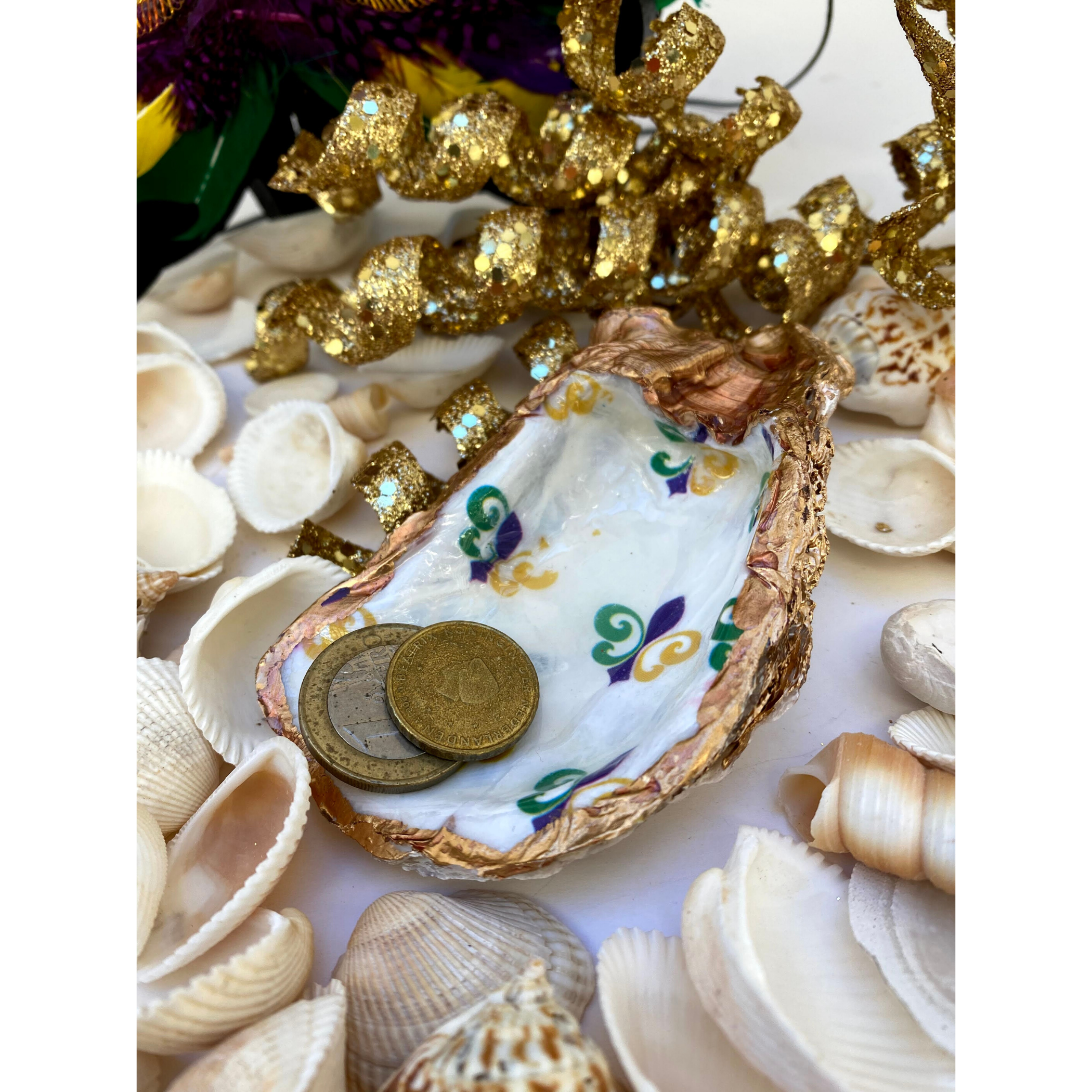 Oyster Shell Art,  Mardi Gras Gift, Fleur de Lis