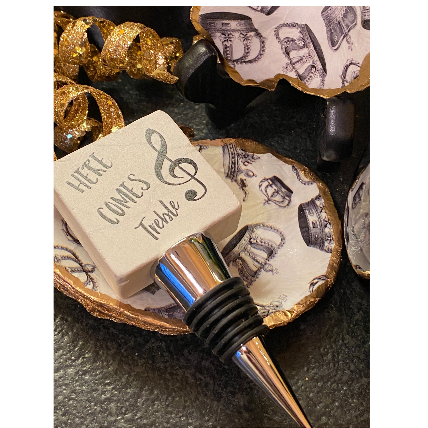 Bottle Stopper, Marble, Quote, Here Comes Treble, Musician Gift