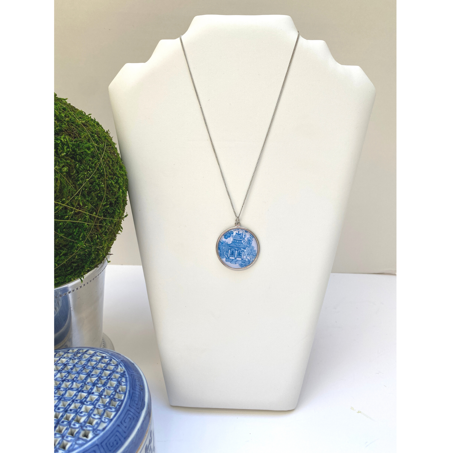 Necklace Blue Chinoiserie
