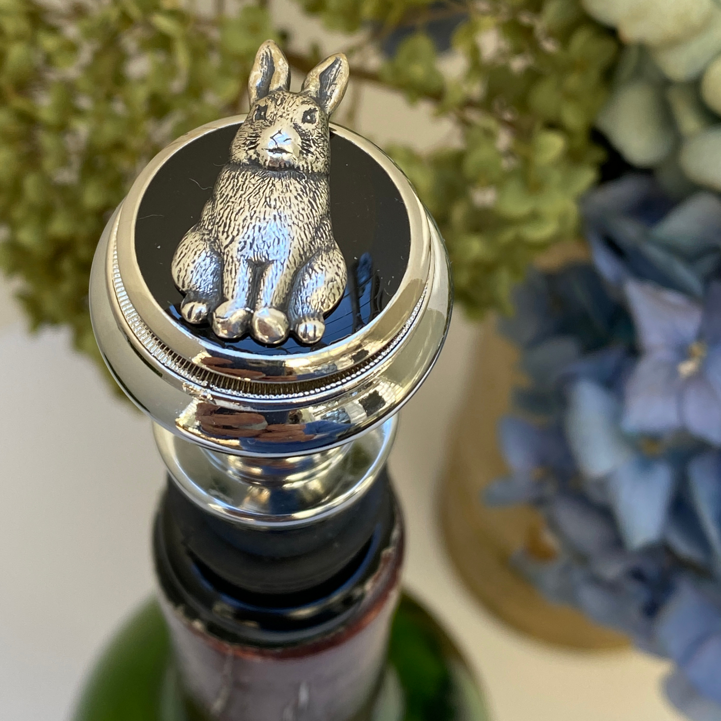 Bunny Gift, Bunny Bottle Stopper, Rabbit Bottle Stopper, Black Enamel Setting with Silver Bunny, Gift for Bunny Lovers