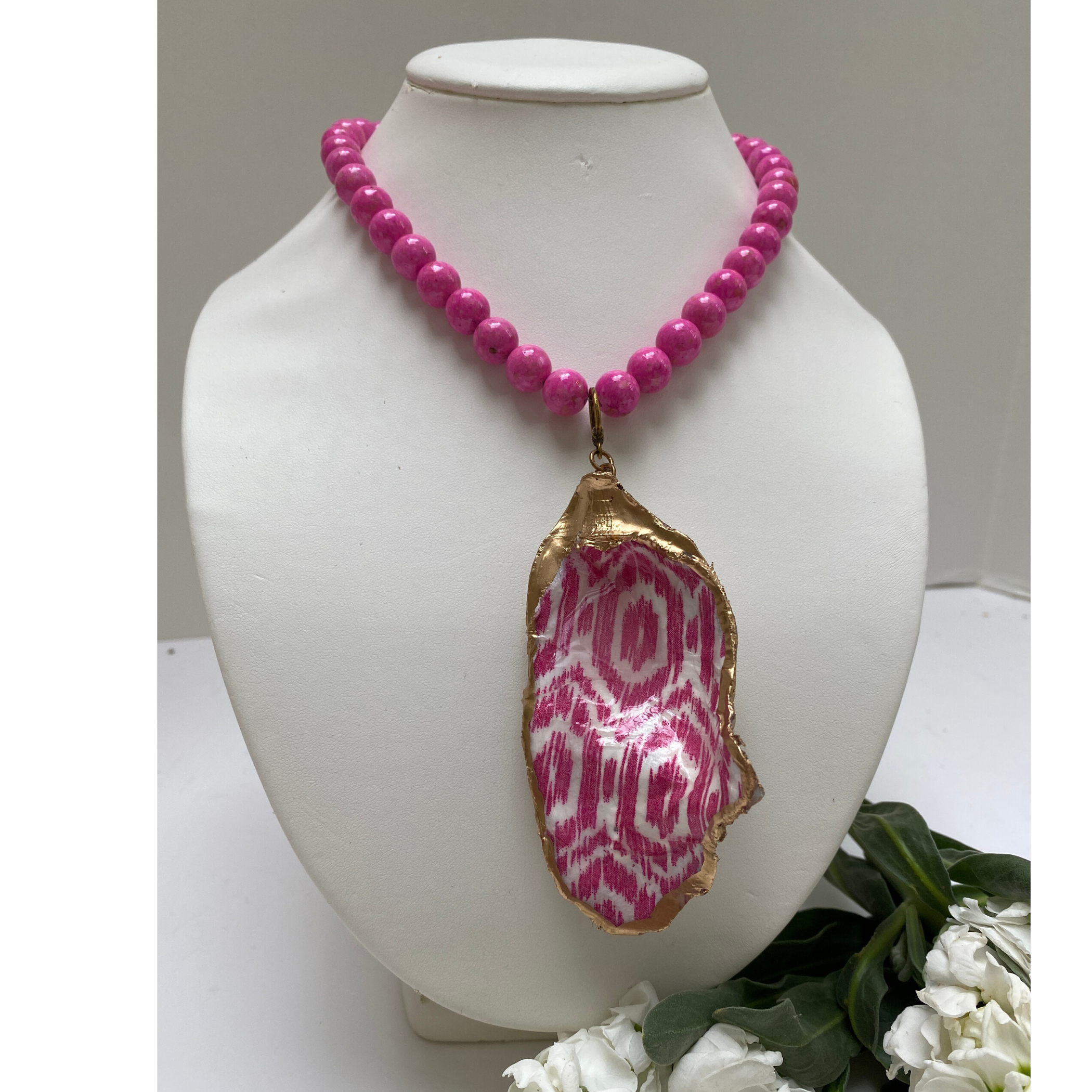 Shell Necklace, Pink beads